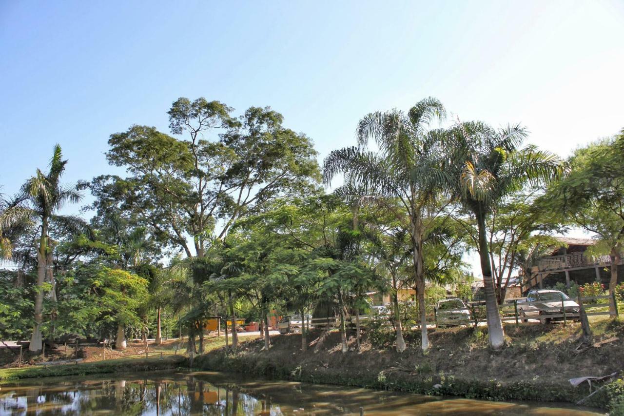 Pousada & Parada Olhos D'Agua Oliveira Fortes Exterior foto